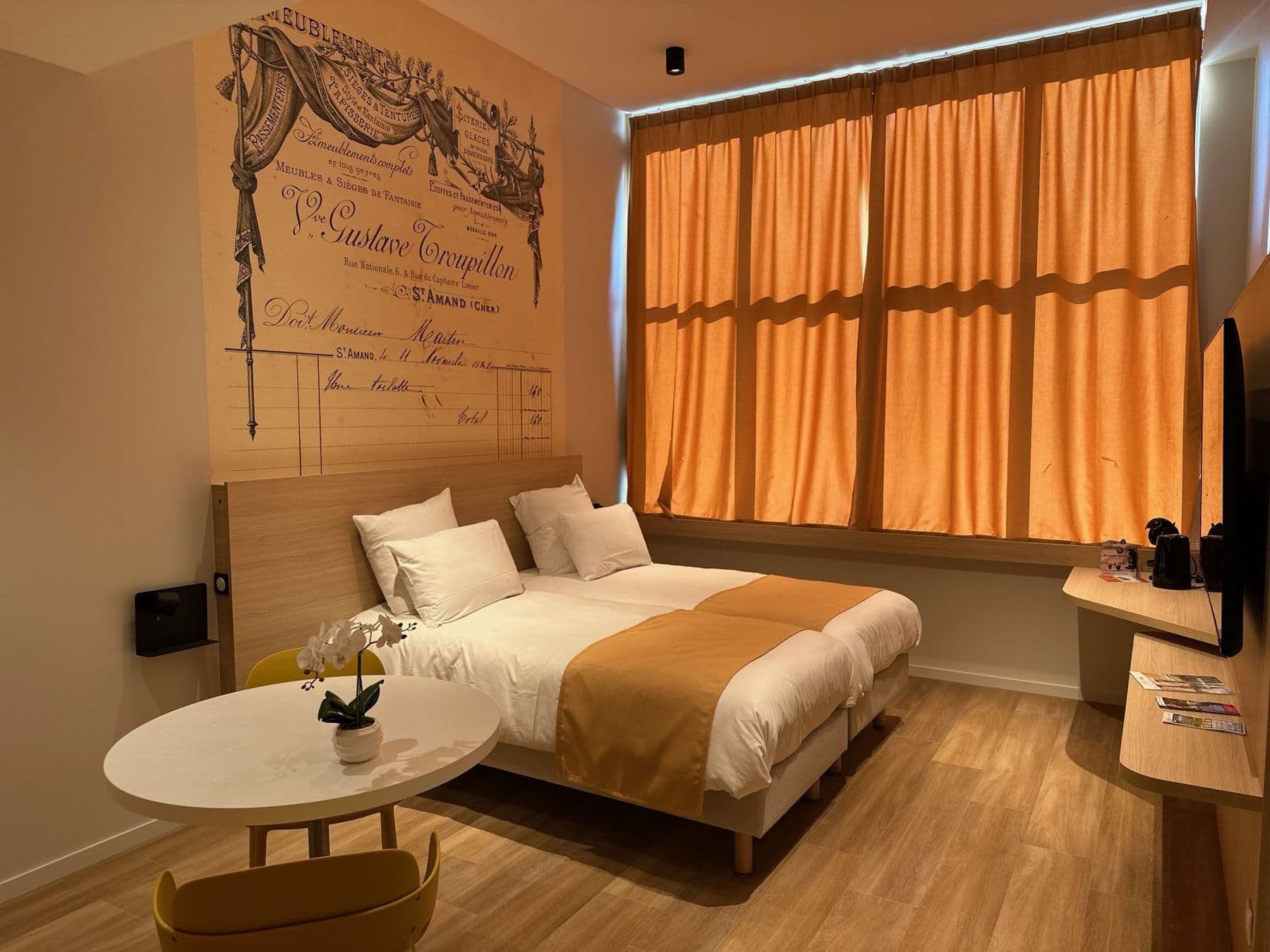 Une chambre des Lofts du Noirlac