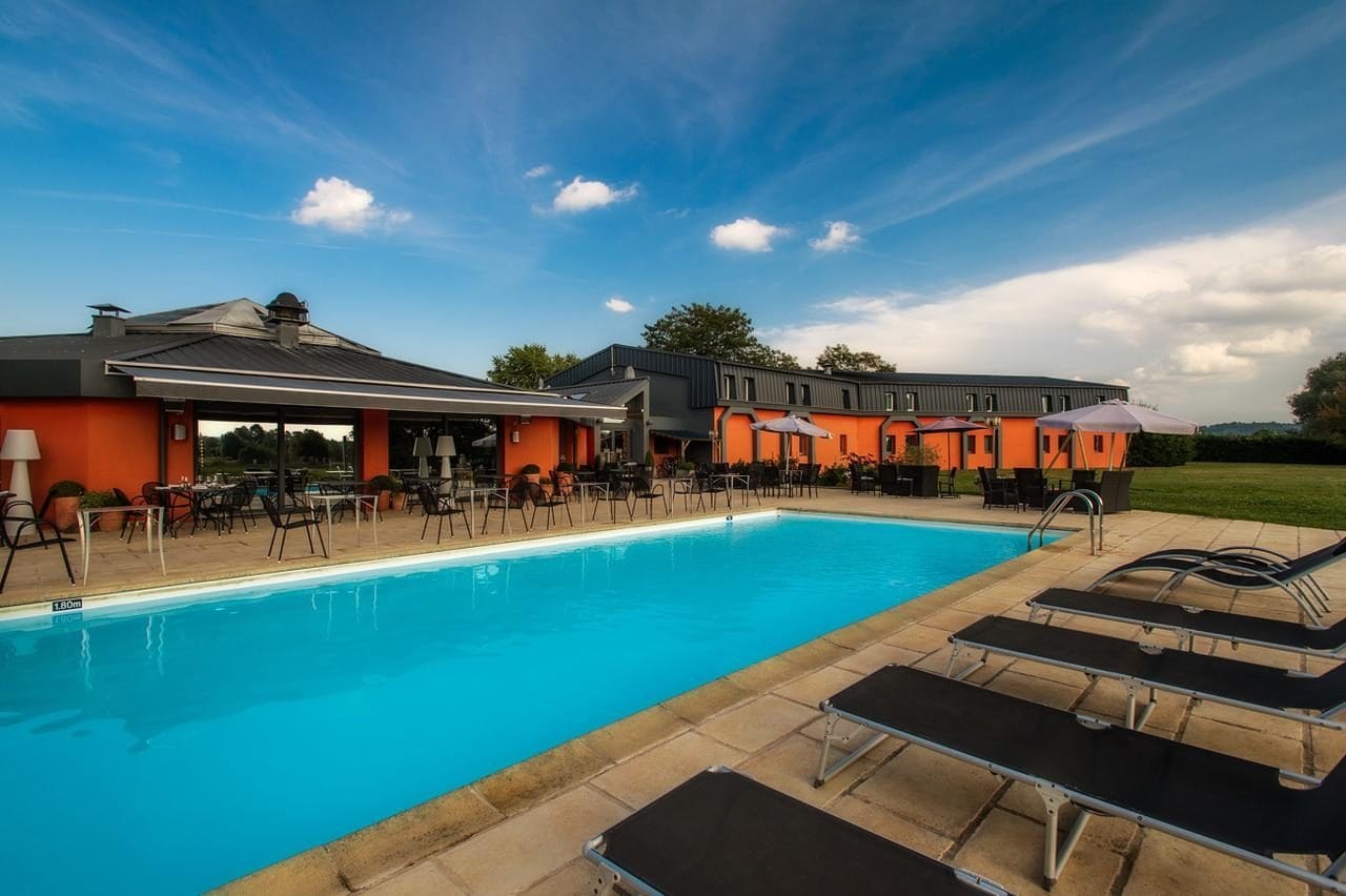 Piscine & terrasse